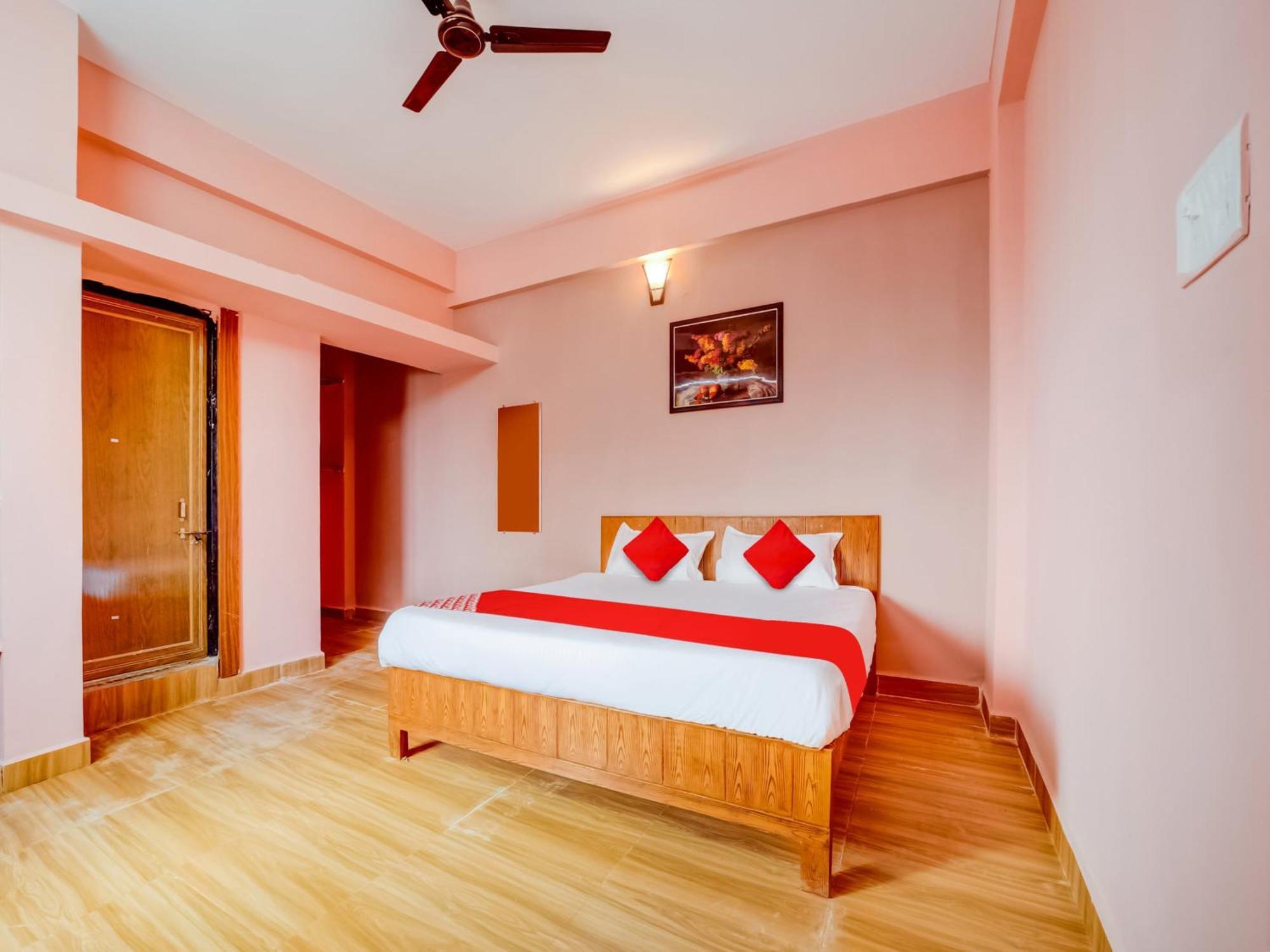 Hotel O Crown Square Bhopal Eksteriør bilde